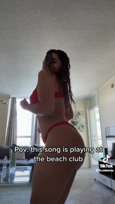 😋