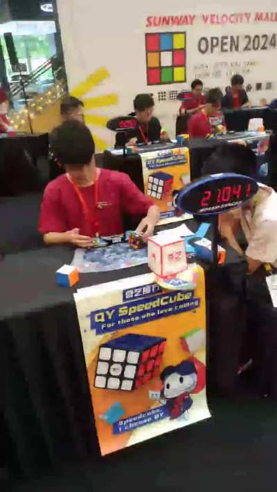 Rubik brand in comp