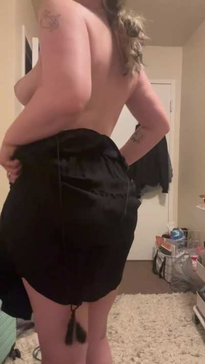 Would you fuck a 19 year old goth?