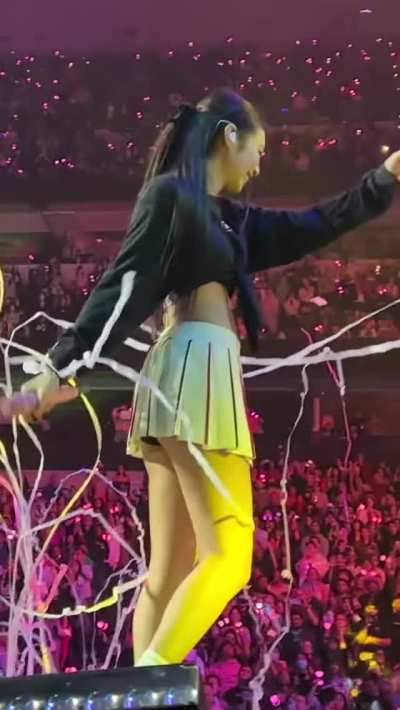 What an ass baby so juicy 😋😋👅👅🥵<wbr>🥵