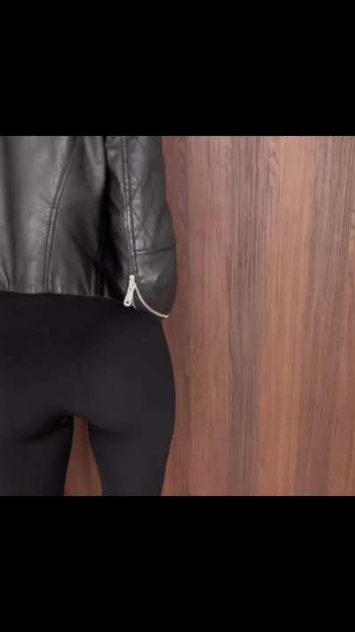 Smart Blonde (Part 3 of 3)
