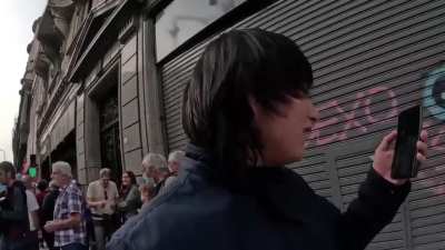 Hace una semana rayo vlogs grabó la marcha de los jubilados y terminaba siendo amenazado