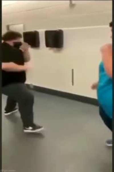 Brutal Hippo fight