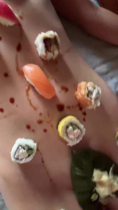 Sushi buffet with all you can eat of me 🍣