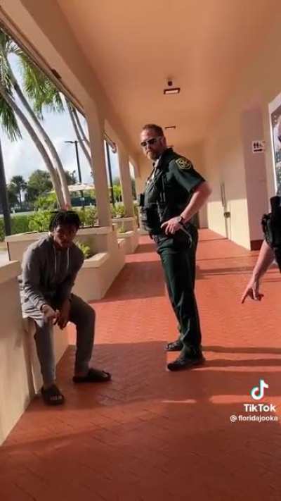 Police brutally chokes and slams black kid for using his cell phone