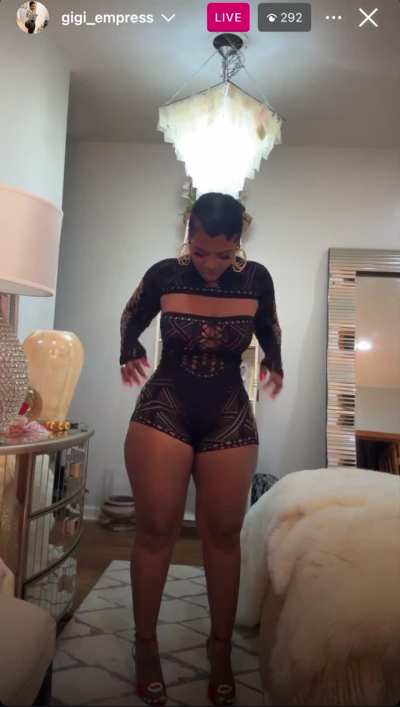 (@gigi_empress) Showing off her sexy lingerie on IG Live 8/20/24