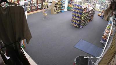 Robber stopped by CCW at smoke4less