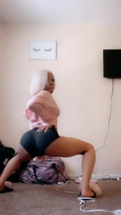 I know one of y’all got more of her content