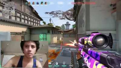 This dude's 360° shots are sick!!