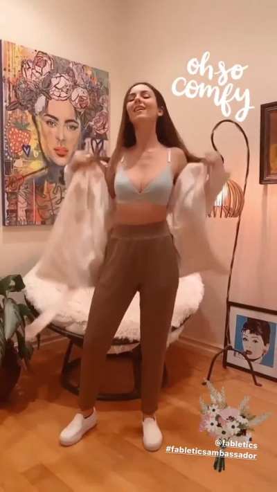 Fabletics IG 18 Jan 2021