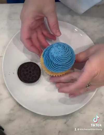 Cookie Monster Cupcakes