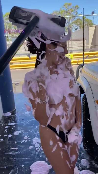 Foam party!!