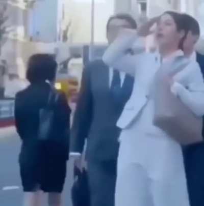 The did the suit even come off like that?