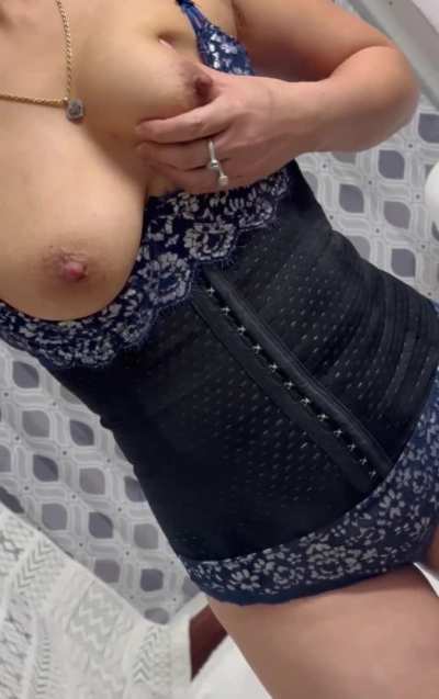 I really like when my tits are played with. I thought I looked cute!!!