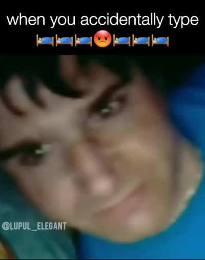 😡