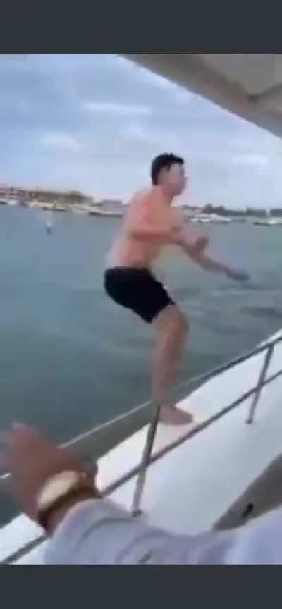 10/10 diving skills