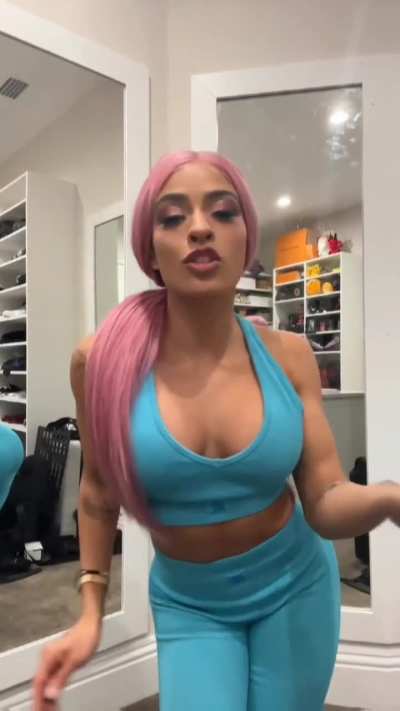 Zelina Vega 