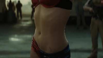 How many nuts were busted on this moment?(Margot Robbie)