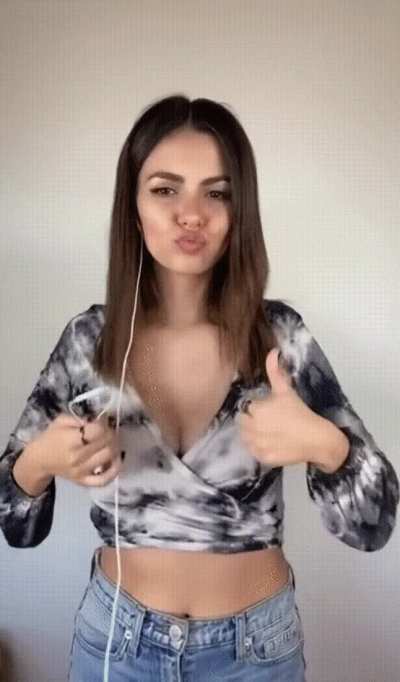 Victoria Justice invites you to her hotel, which position would you start with & how long could you last?