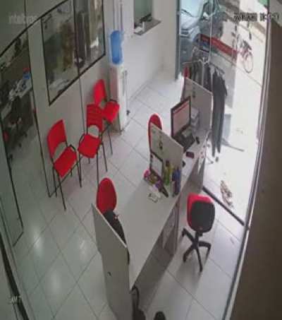 Ping: 999