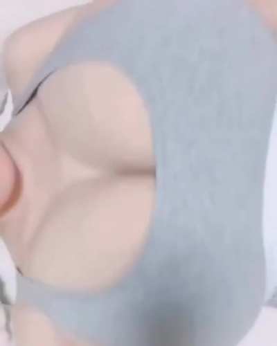 vivian boobs pt. 3