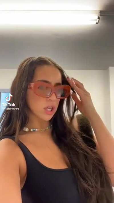 boob jiggle