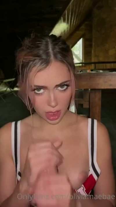 She's so cock drunk<wbr>😵‍💫😵‍<wbr>💫