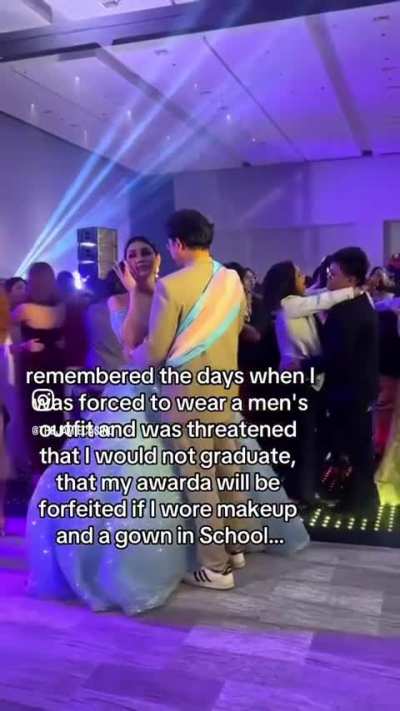 Attending my First Prom… AS A TRANS WOMAN