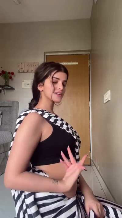 milfy yummy tummy