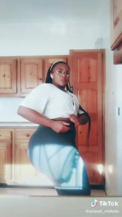 🤤😍🍑