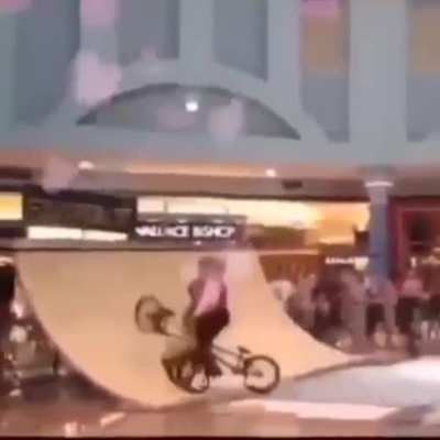 😳