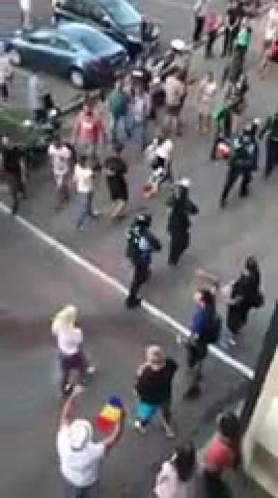 Man fights Cops and wins? - Altercation starts at ***00:10**