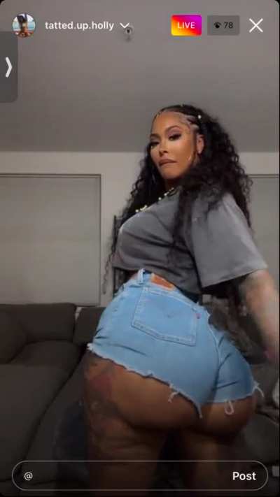 Tattedupholly