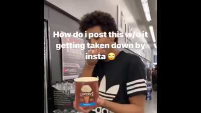 Instagram 