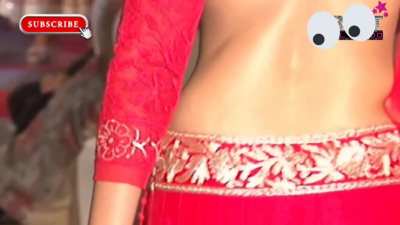 Sonam Kapoor's fappers tribute her with your own way. her back is already oily rub your cock on her back.upvote 50+ for more videos and gifs