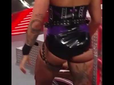 Rhea Tonight