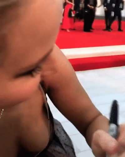Signing Autographs