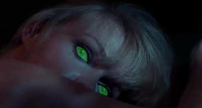 Susan Farrell (Bobbie Bresee) - Mausoleum