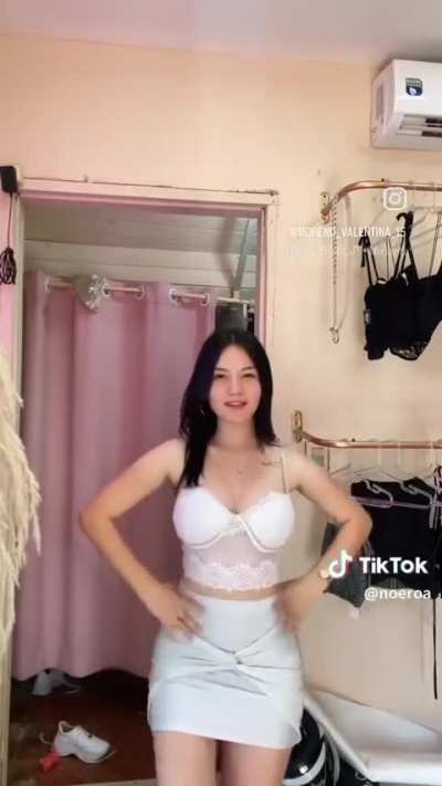 😘