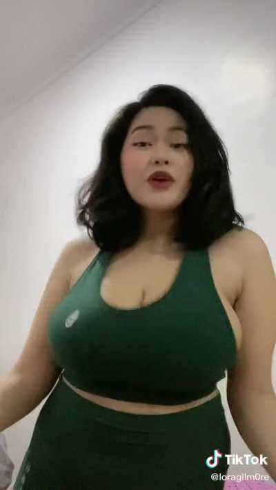 Jiggly loragilm0re