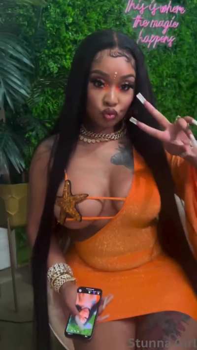 🧡