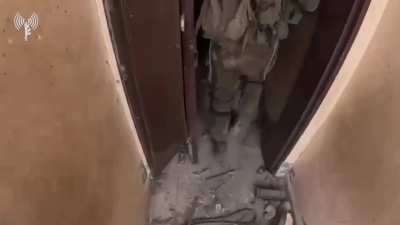 Idf released new footage of soldiers fighting in gaza 26oc