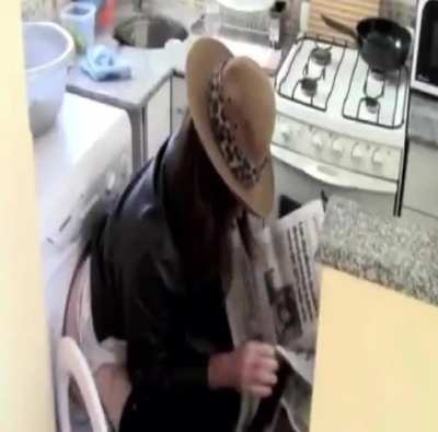 🤠
