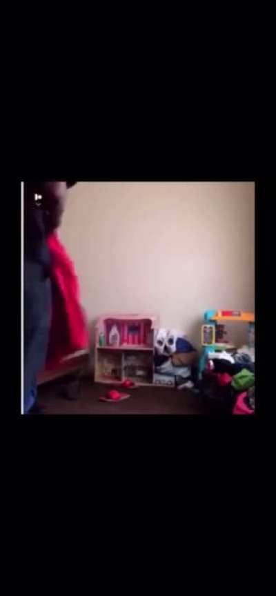 Idiot puts hands on gf then gets beat up by her father