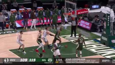 [Highlight] Giannis blocks KD's shot, then Kyrie makes the 3 as the shot clock expires