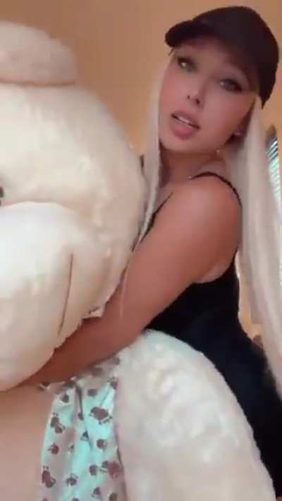 Daniela Chavez
