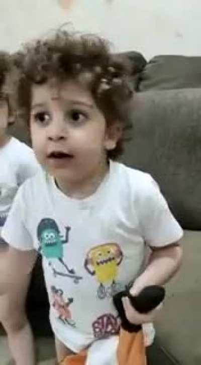 حبيبي انت ليه زعلان؟ 😂🥰 يا عمري