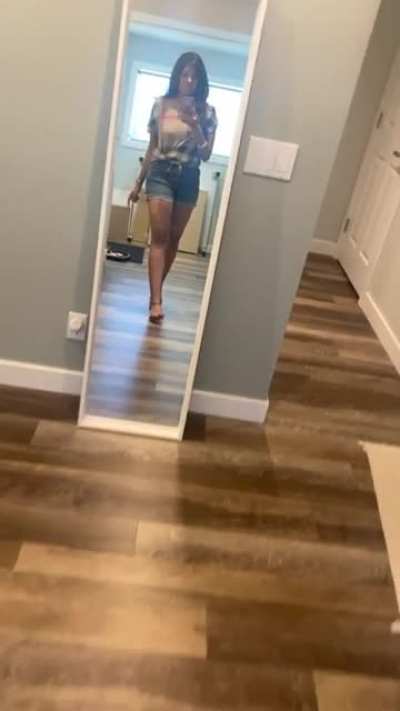 There’s a reason why I don’t wear shorts often but today called for the occasion, ridiculously hot here! 91 F 🥵