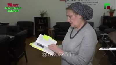 Ахмат - сила! Отныне в Чечне учащиеся 9-11 классов будут в обязательном порядке изучать книгу об Ахмате Кадырове. Учебное пособие «Путь, озаренный светом», в котором изложена идеология отца нынешнего главы Чечни, составил глава одного из управлений МВД ре