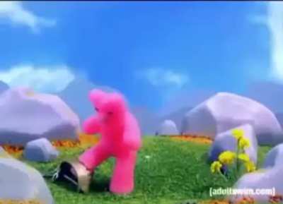 day 19 of posting memes to save this sub (volume seizure warning)